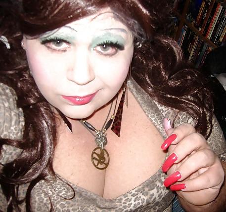 25P BBW Sissy Diane - New pics!