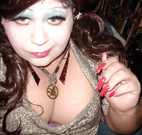 25P BBW Sissy Diane - New pics!