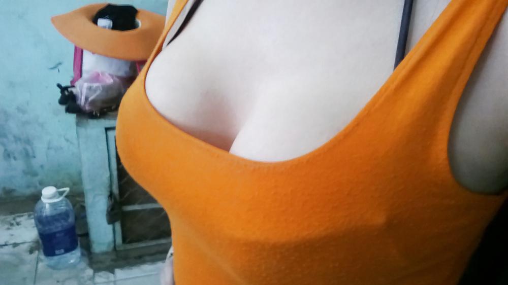 4P My older sister's breasts