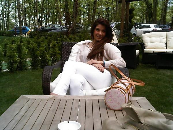6P My hot sister elis