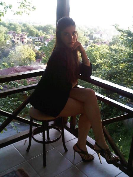 6P My hot sister elis