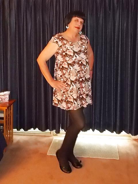 25P Wife of a sissy and sissy hubby