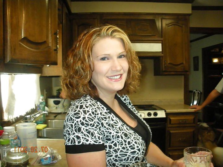 18P Soccer Mom Friend (What would you do to her)