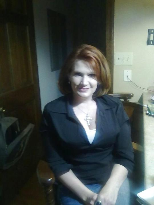 18P Soccer Mom Friend (What would you do to her)