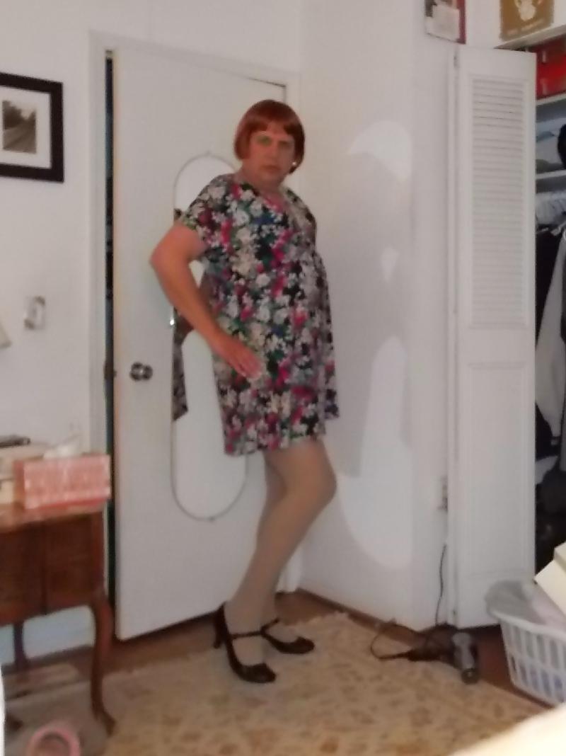 25P Wife of a sissy and sissy hubby