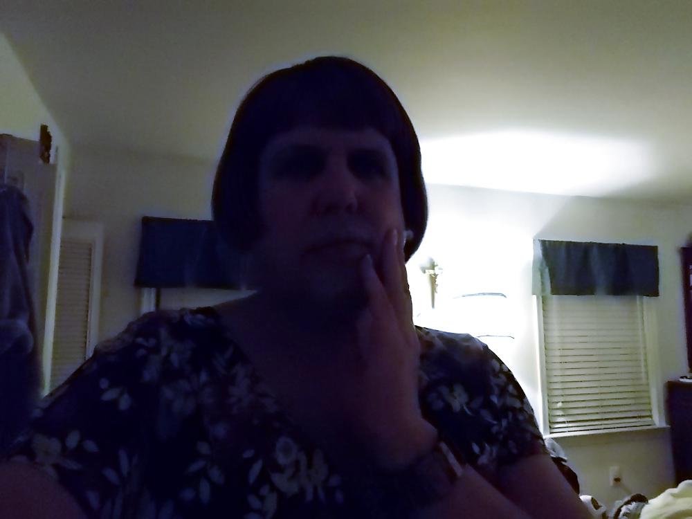 25P Wife of a sissy and sissy hubby