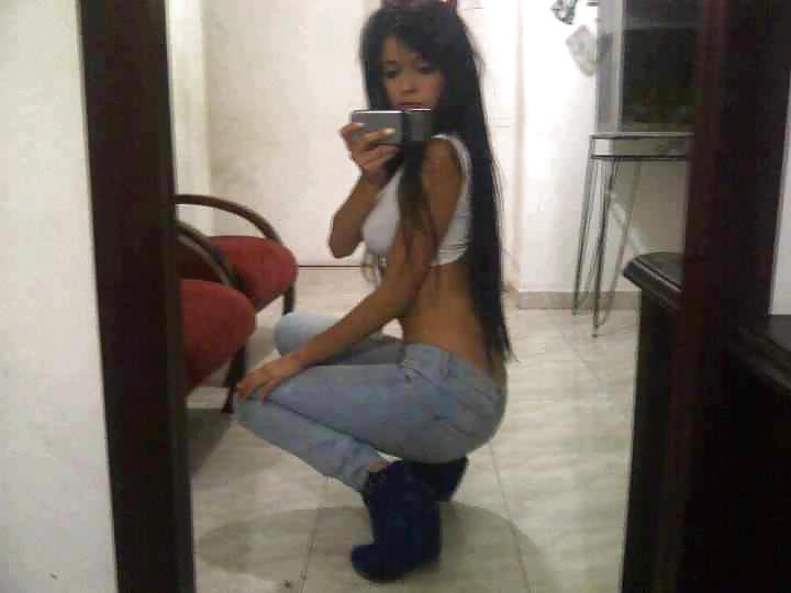 25P Latina ass is the best 4