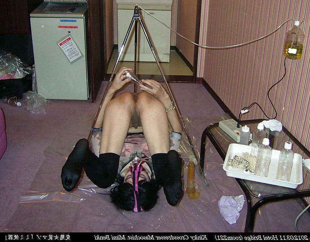 21P Toilet slave Mimi (2012.03.11) #9