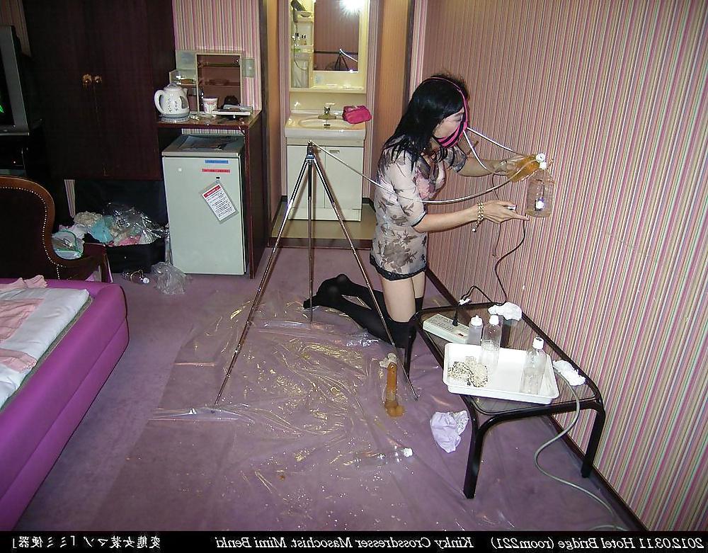 21P Toilet slave Mimi (2012.03.11) #9