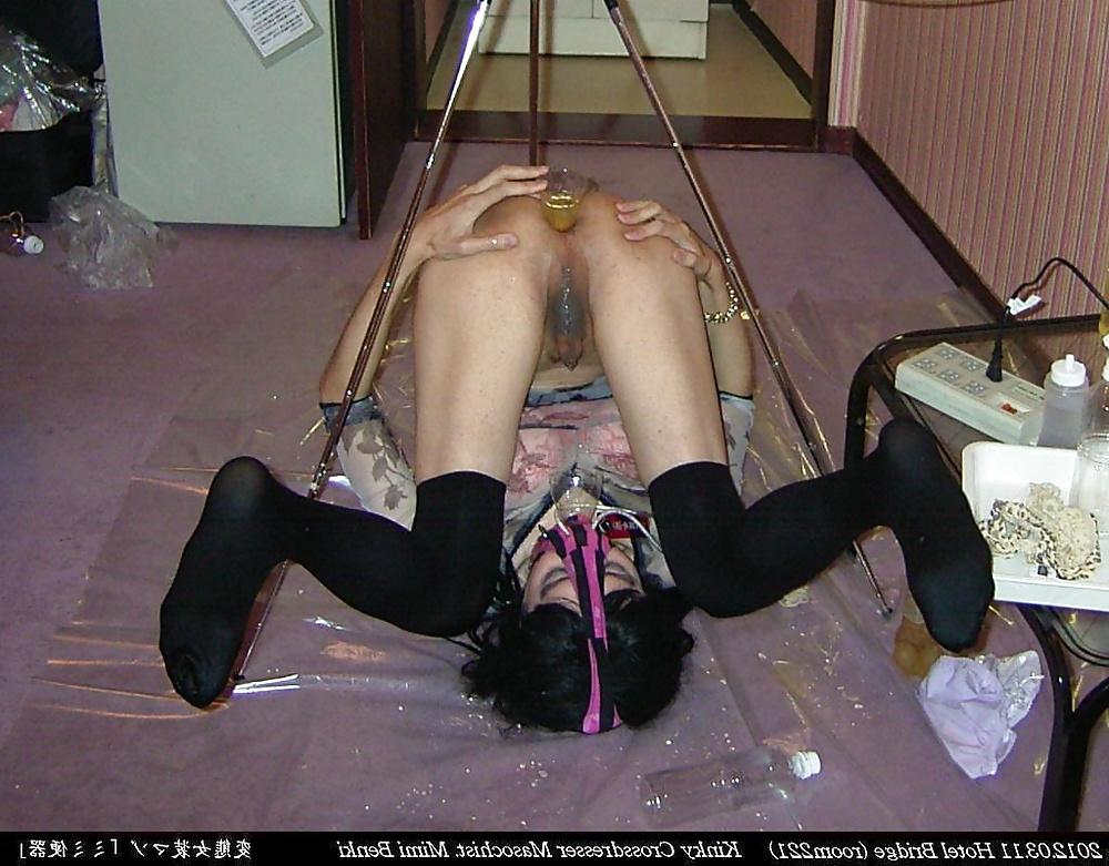 21P Toilet slave Mimi (2012.03.11) #9