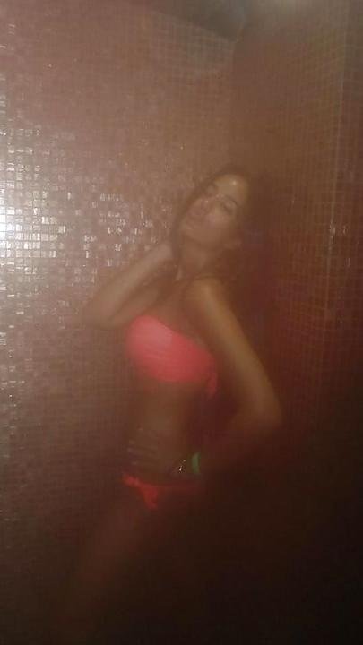 11P My sexy sister....