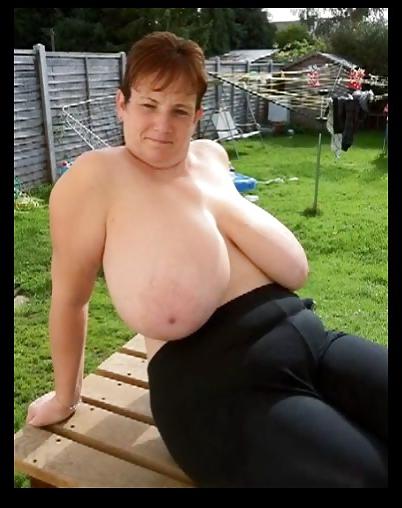 25P Busty-mom-huge-juggs