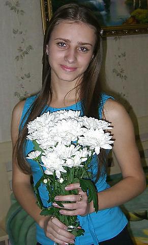 18P Valeria   sister   md