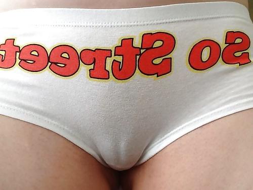25P Fotze frisst Hose - cameltoe
