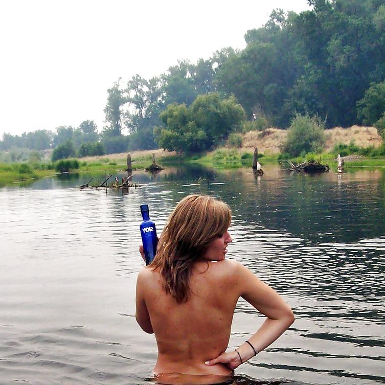 25P Skinny dipping