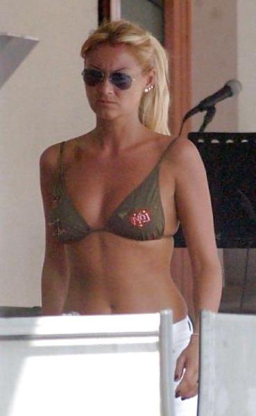 25P Best Turkish Celeb Milf - Pinar Altug