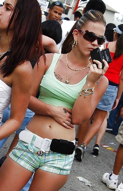 12P Love that Cameltoe 