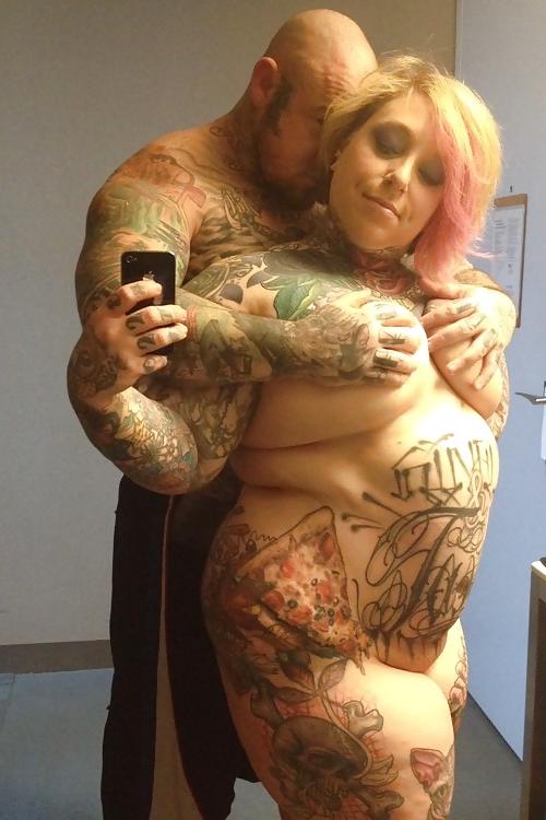 22P Fat couple