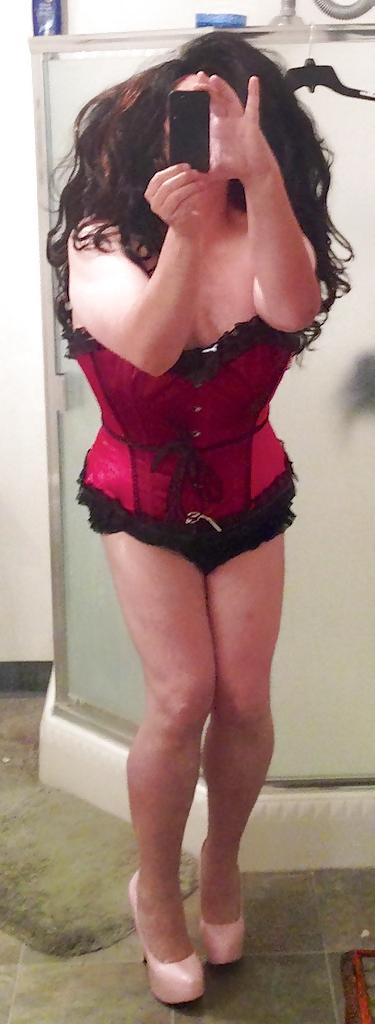 19P Big HAir Sissy