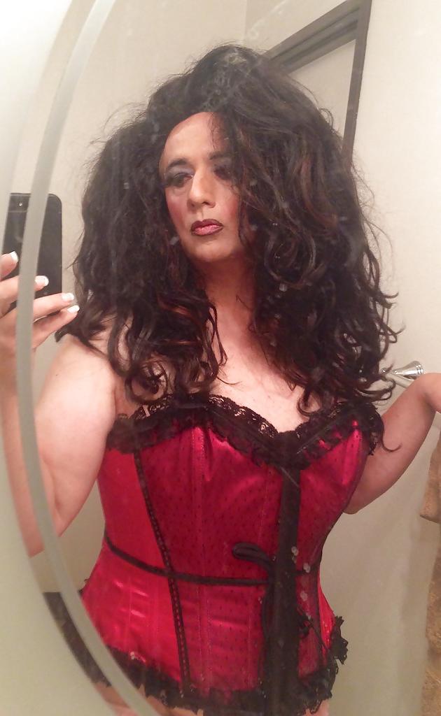 19P Big HAir Sissy