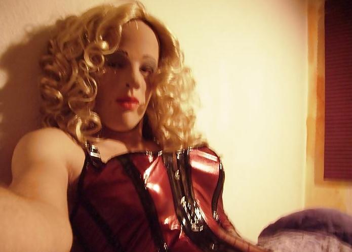 25P Sissy Slut