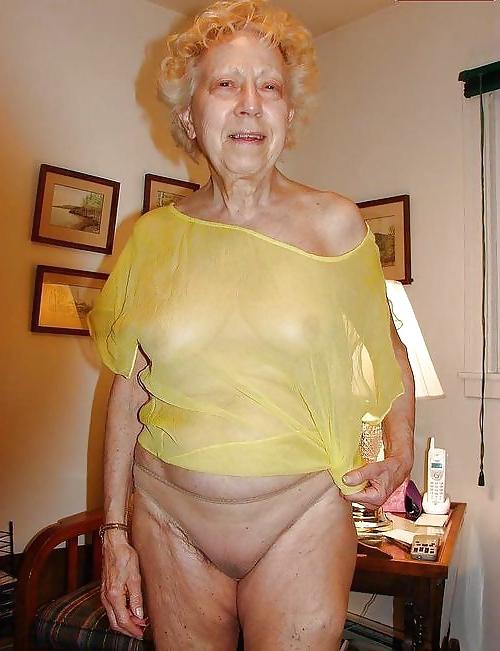 25P How can you resist those GRANNIES ? #11
