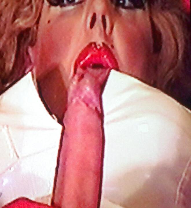 21P Huge cock smoking tranny Honor