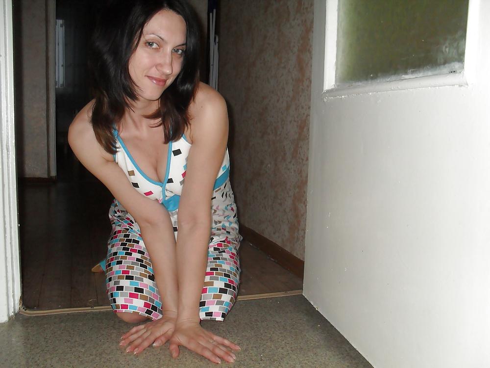 19P Slave girl (web)