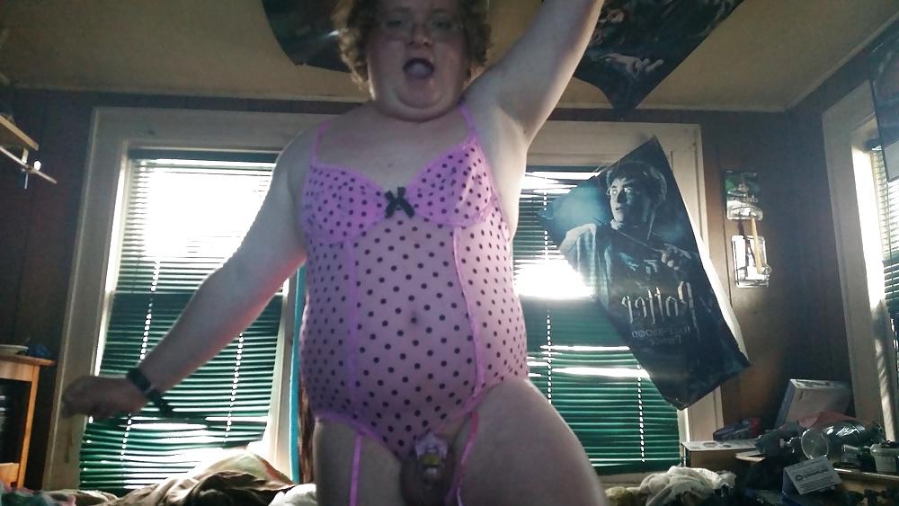 4P Miss Vile's sissy sophie  Shame on Shane