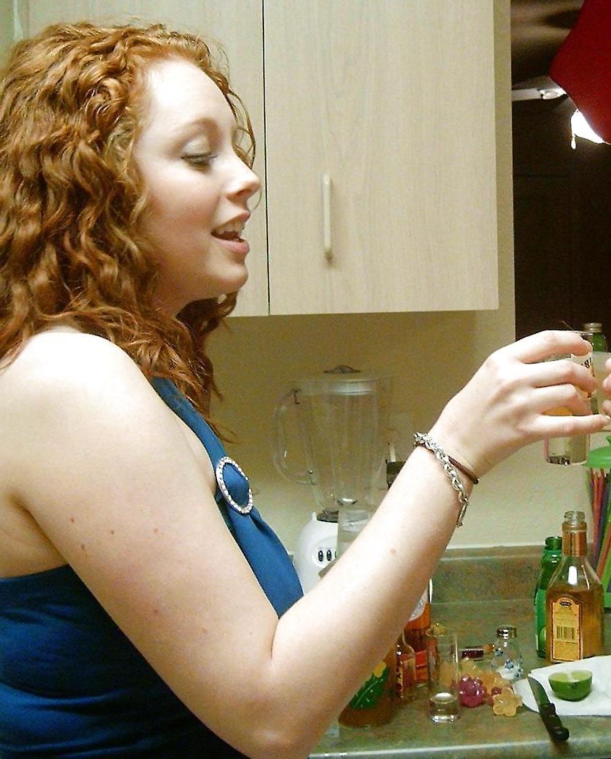 25P Hottest Redhead Sorority Girl - Huge Natural Tits