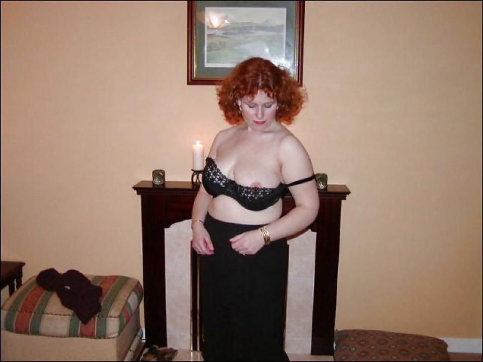 11P My redhead slave teasing asnd now she'll be fucked
