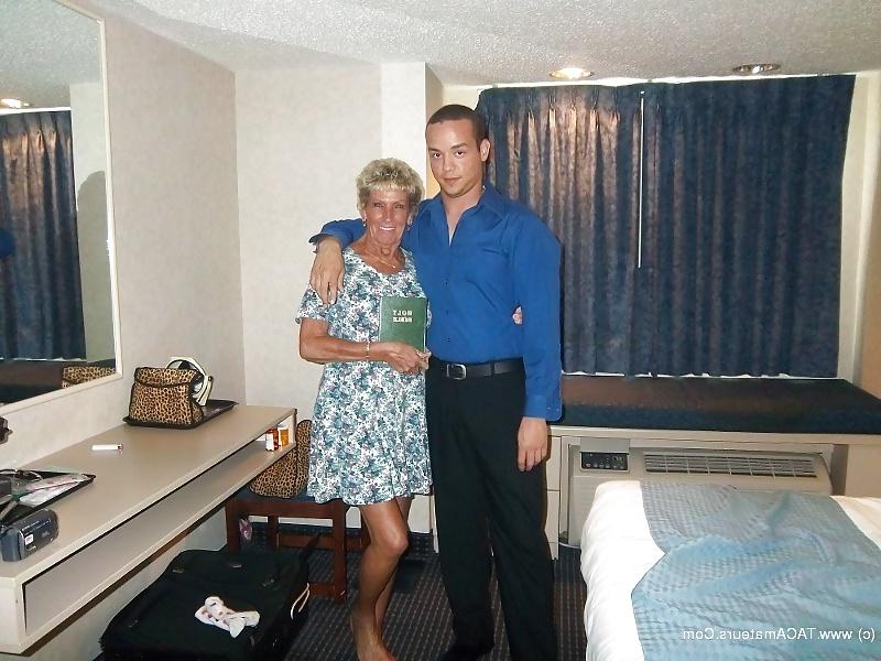 25P Best of grandma and grandpa sex ever