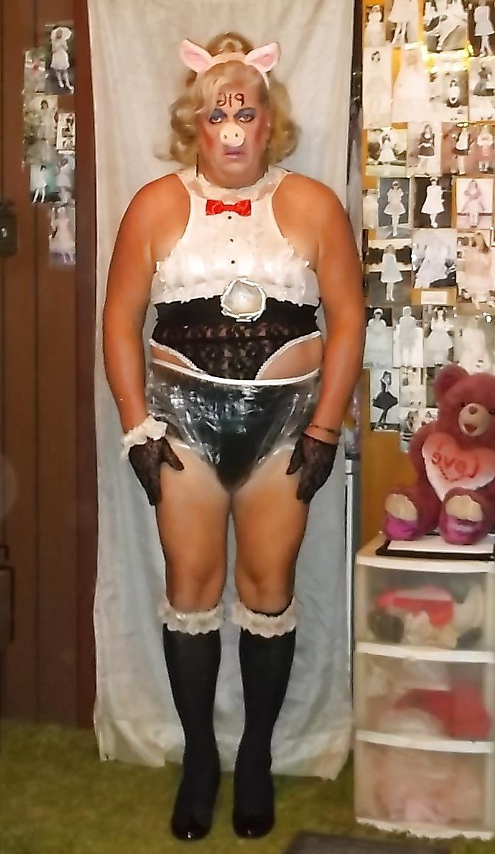10P Sissy pansy is a Stupid Pig