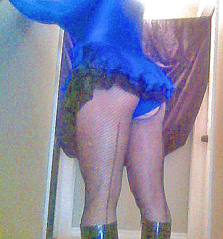11P Total Sissy