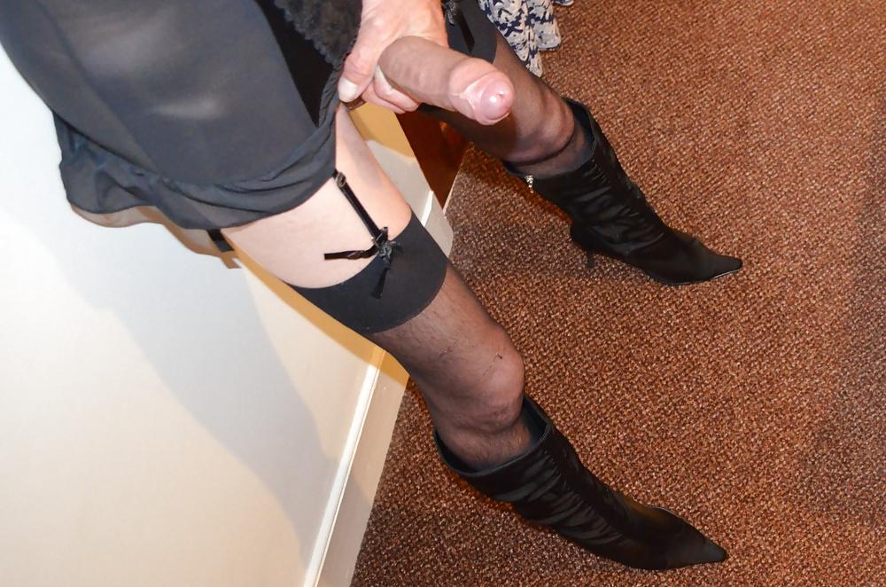 20P Cd trap gets huge cock out. Lossiemouthkerry on yahoo