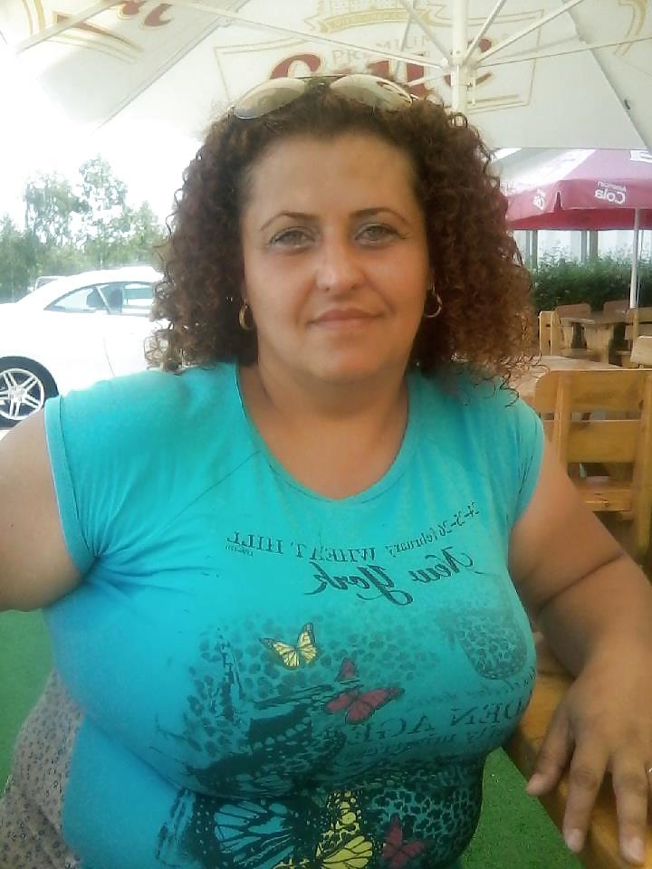 20P Romanian Huge Tits Amateur 3