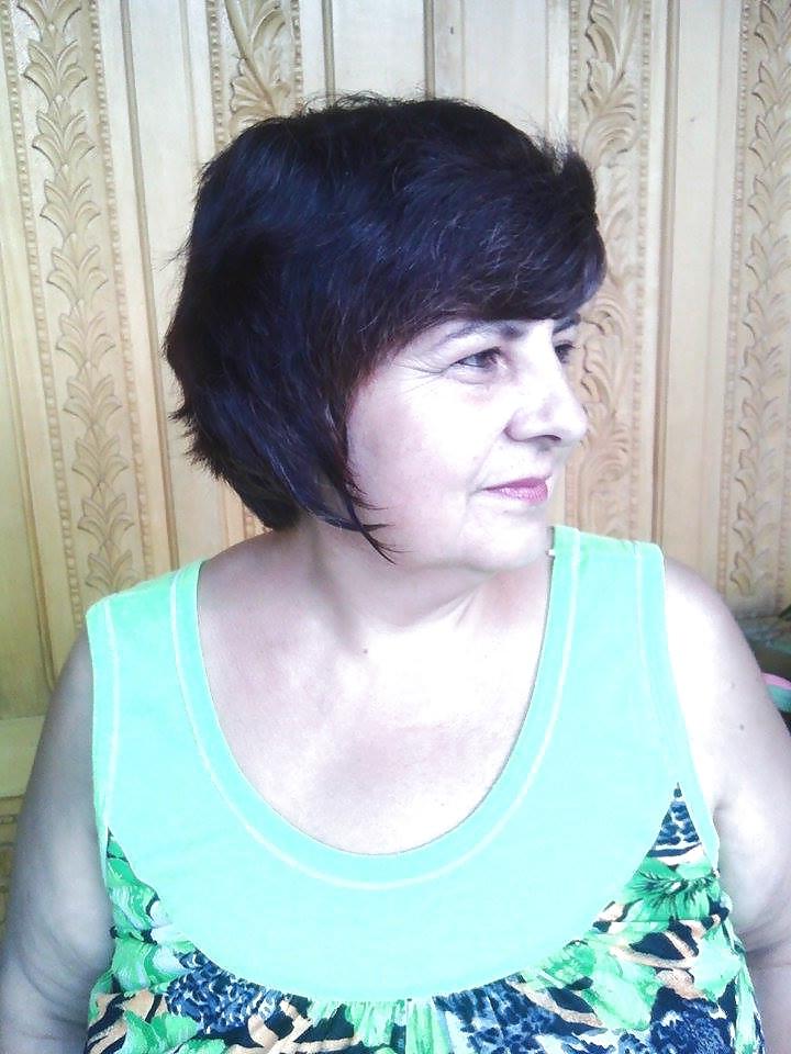 21P Romanian Huge Tits Amateur 16
