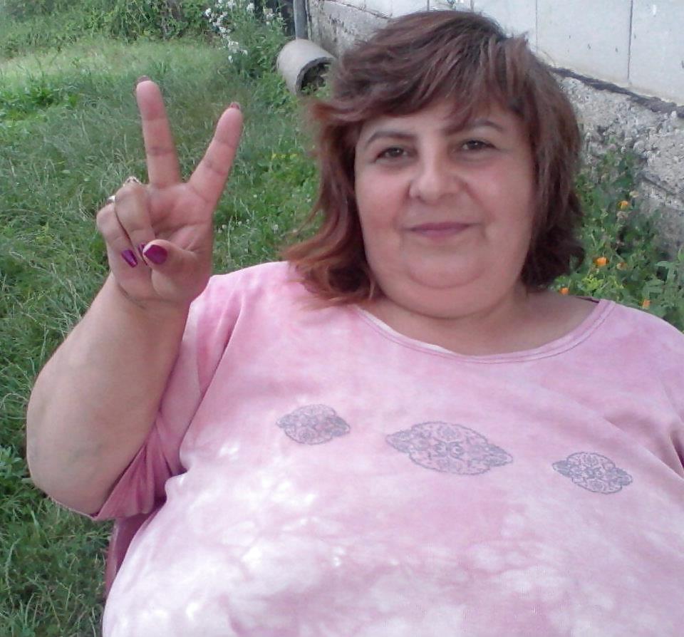 21P Romanian Huge Tits Amateur 16