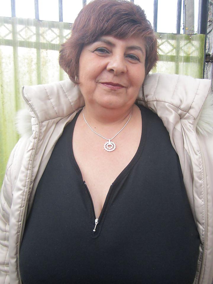 21P Romanian Huge Tits Amateur 16