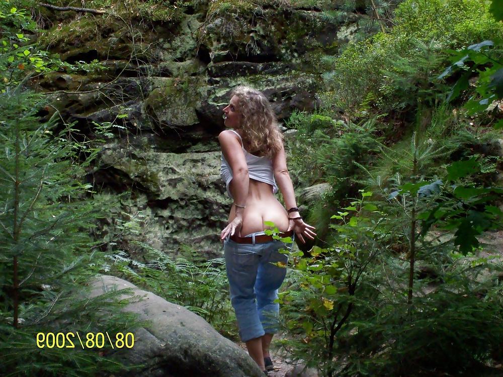 25P Vacation sex + public nude is the best