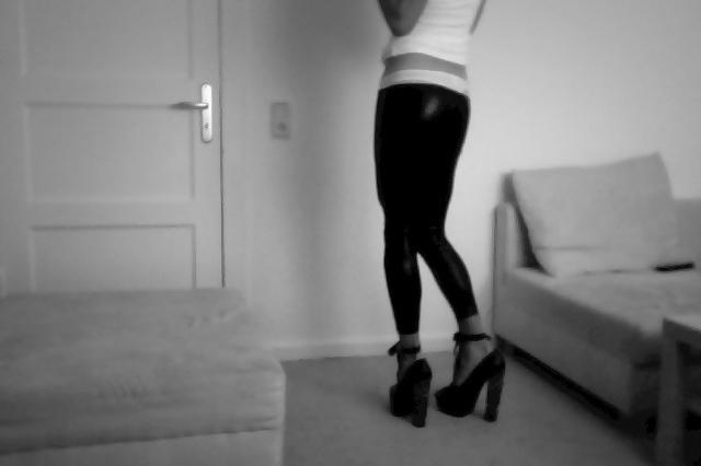 7P Sissy in Heels