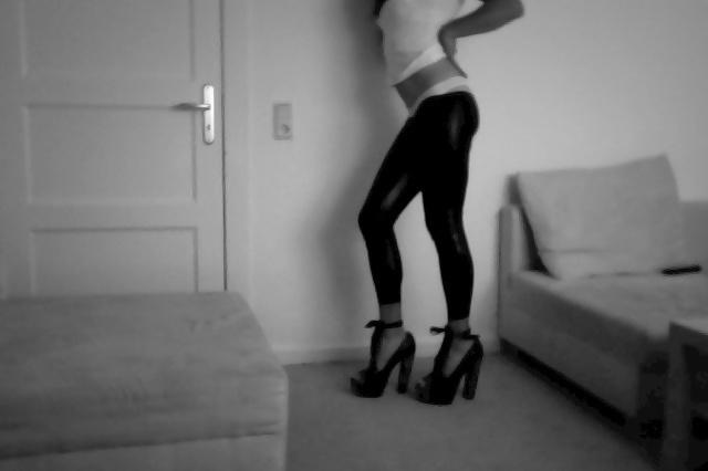 7P Sissy in Heels