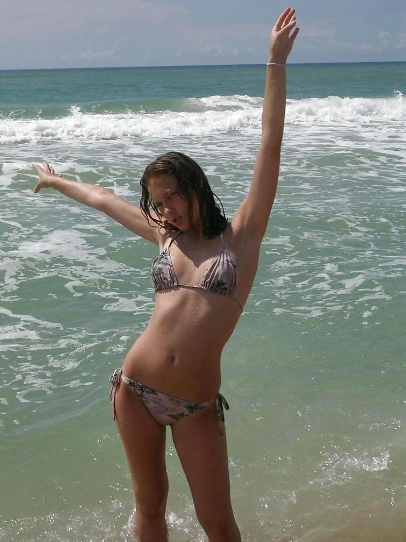 25P BEST OF BIKINI GIRLS 6