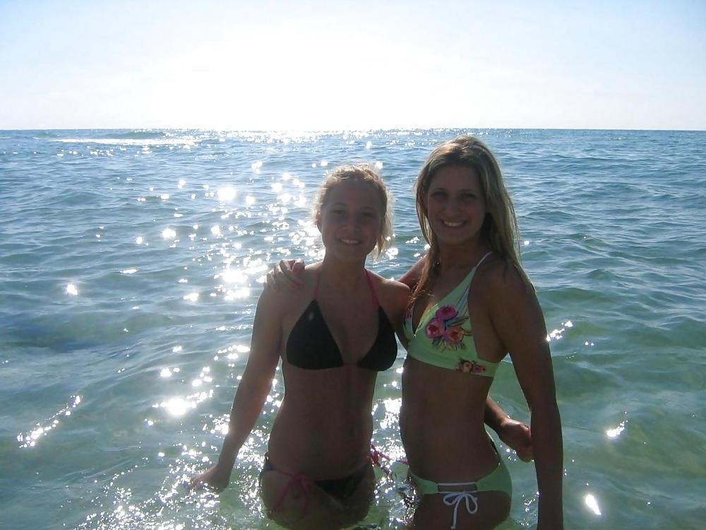 25P BEST OF BIKINI GIRLS 10