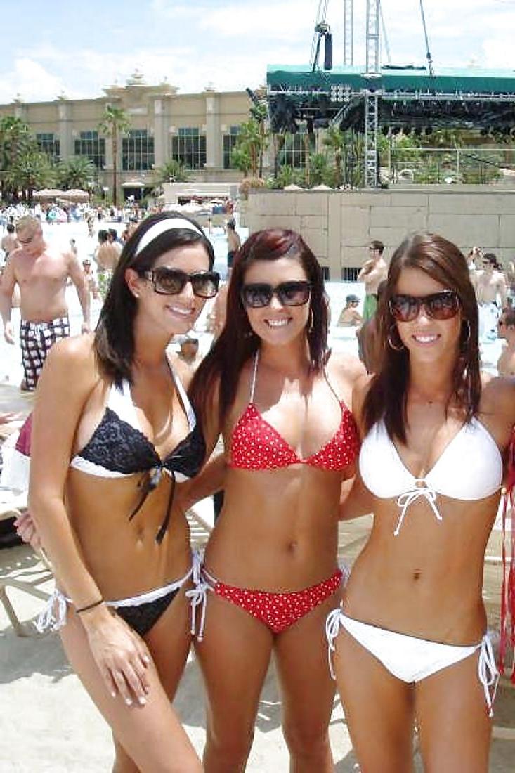 25P BEST OF BIKINI GIRLS 13