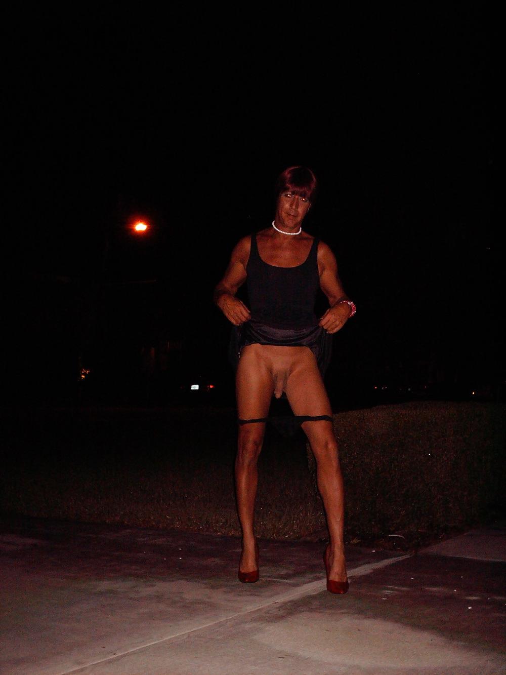 7P Sissy sienna exposed