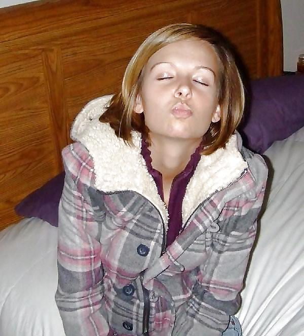 25P New Slave Ashley