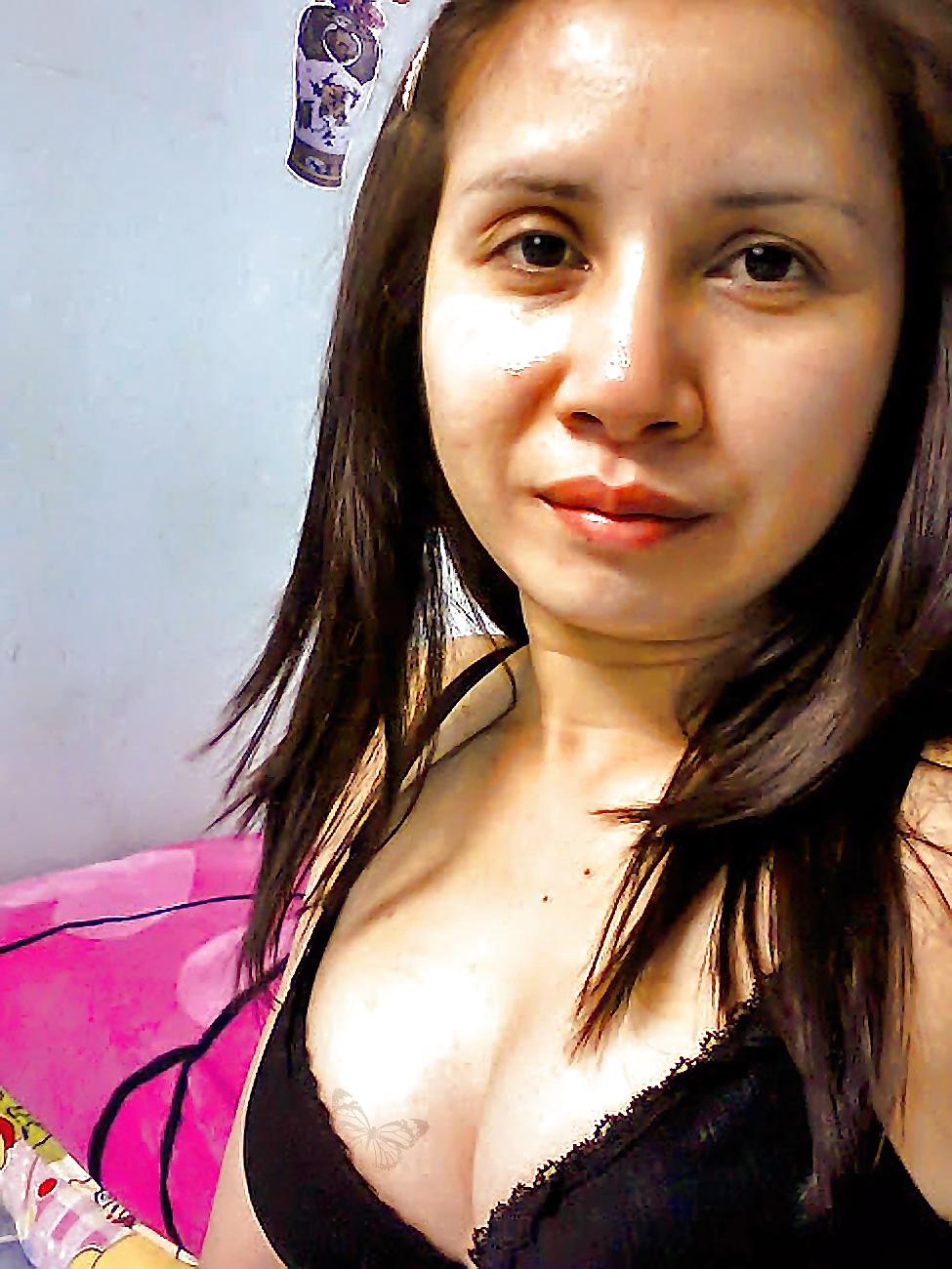 20P The Best of Exposed Thai Wife Kate