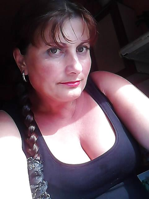 14P Romanian Huge Tits Amateur 11