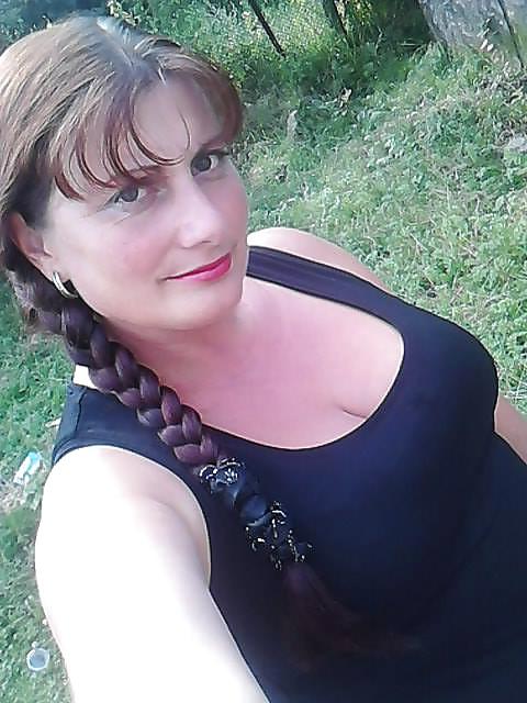 14P Romanian Huge Tits Amateur 11